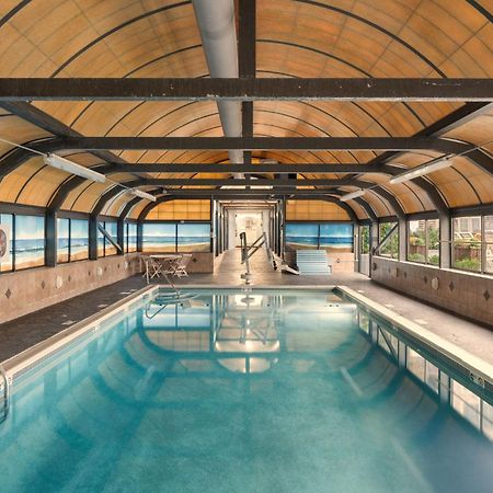 Club Wyndham Newport Onshore Bagian luar foto