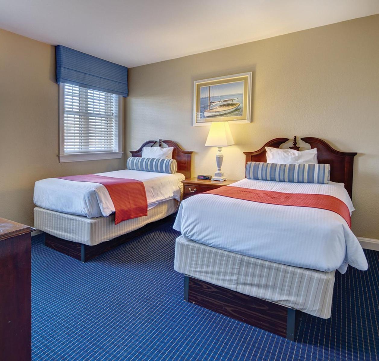 Club Wyndham Newport Onshore Bagian luar foto